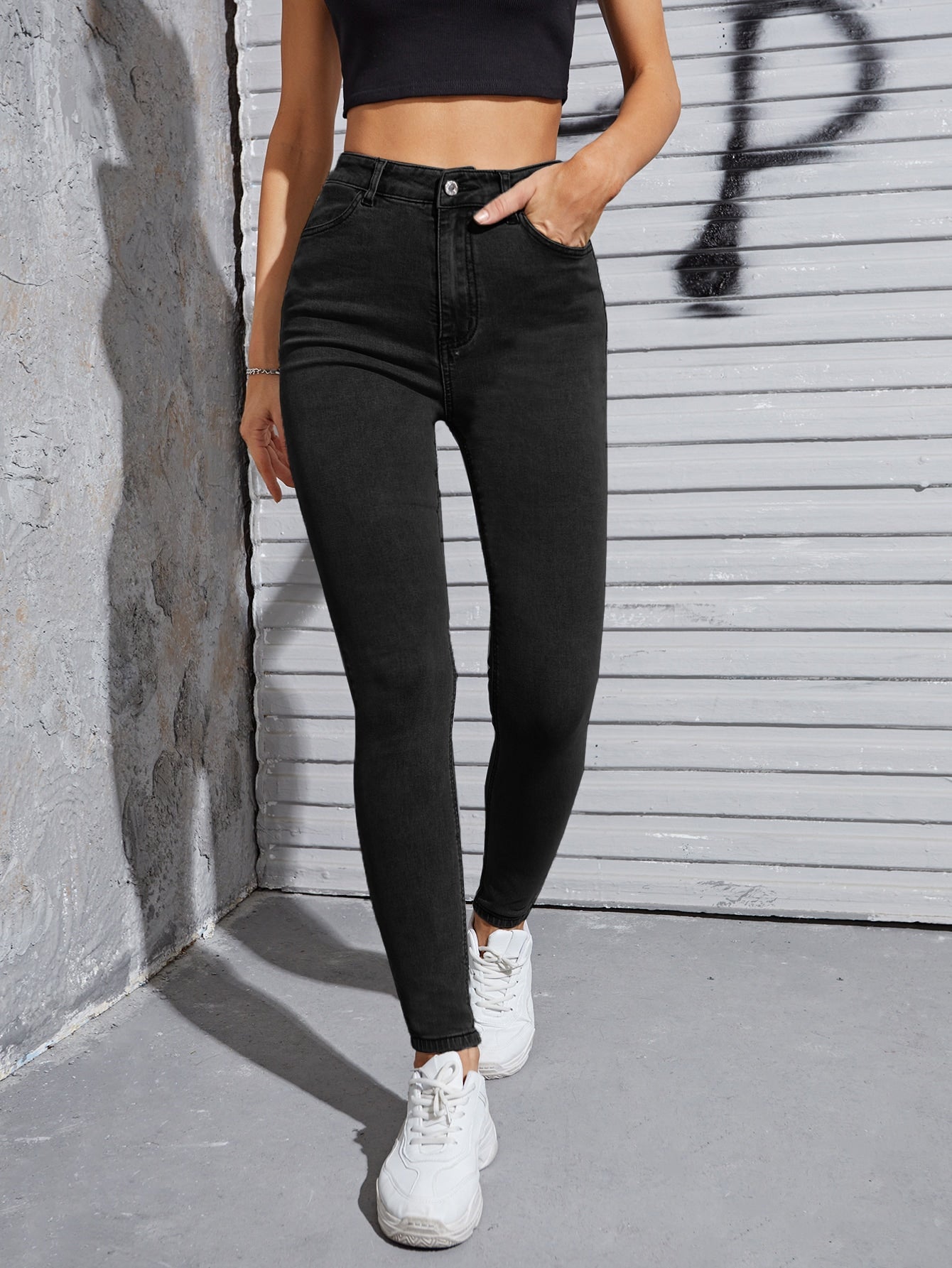Schmale Jeans mit hoher Taille