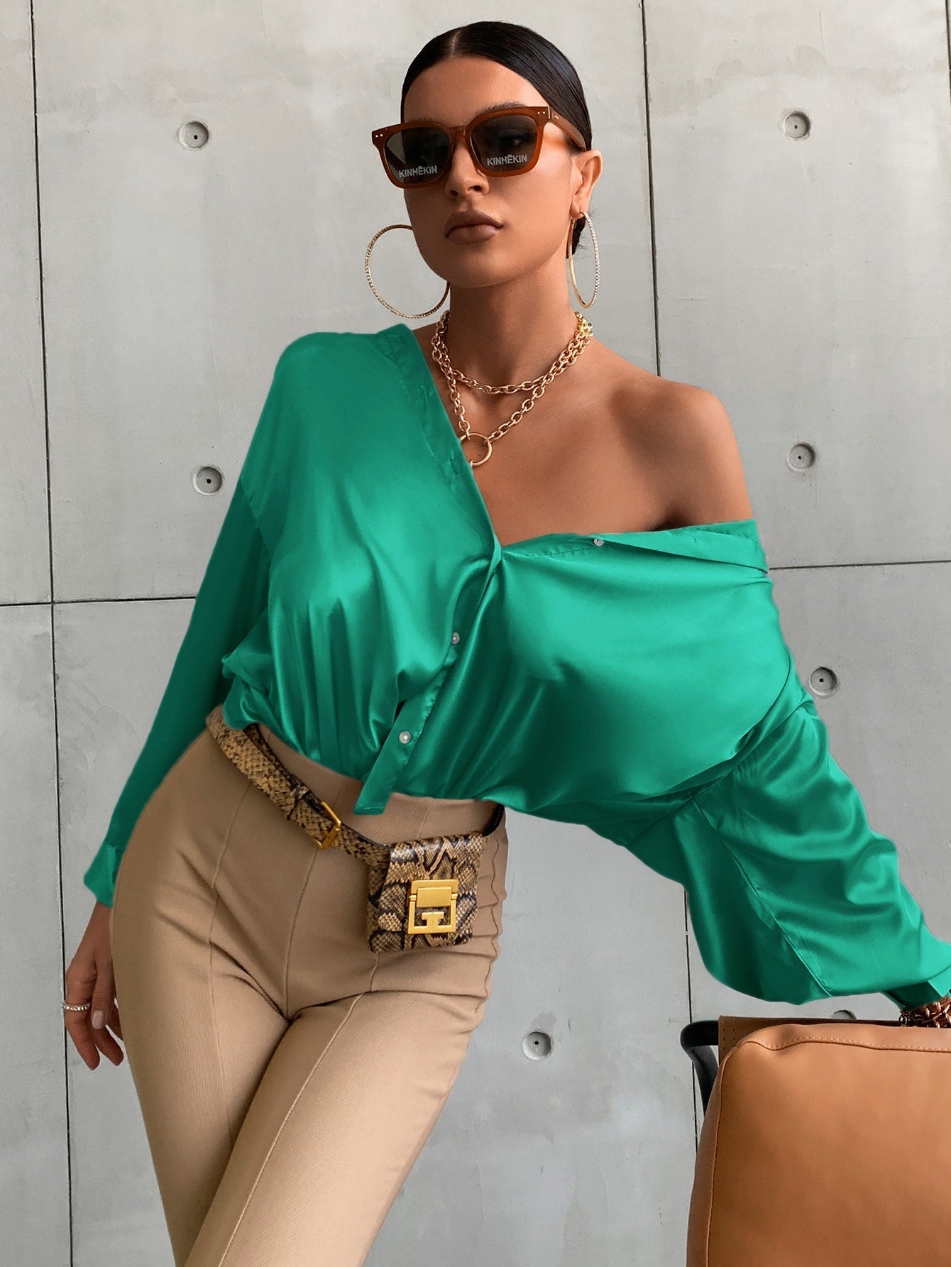 Shirt mit Bischofärmeln, Knopf