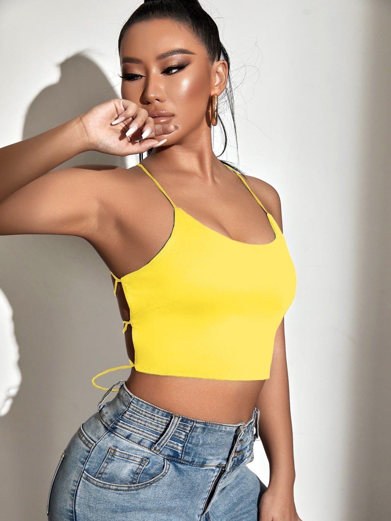 Rückenfreies Crop Cami Top mit Band