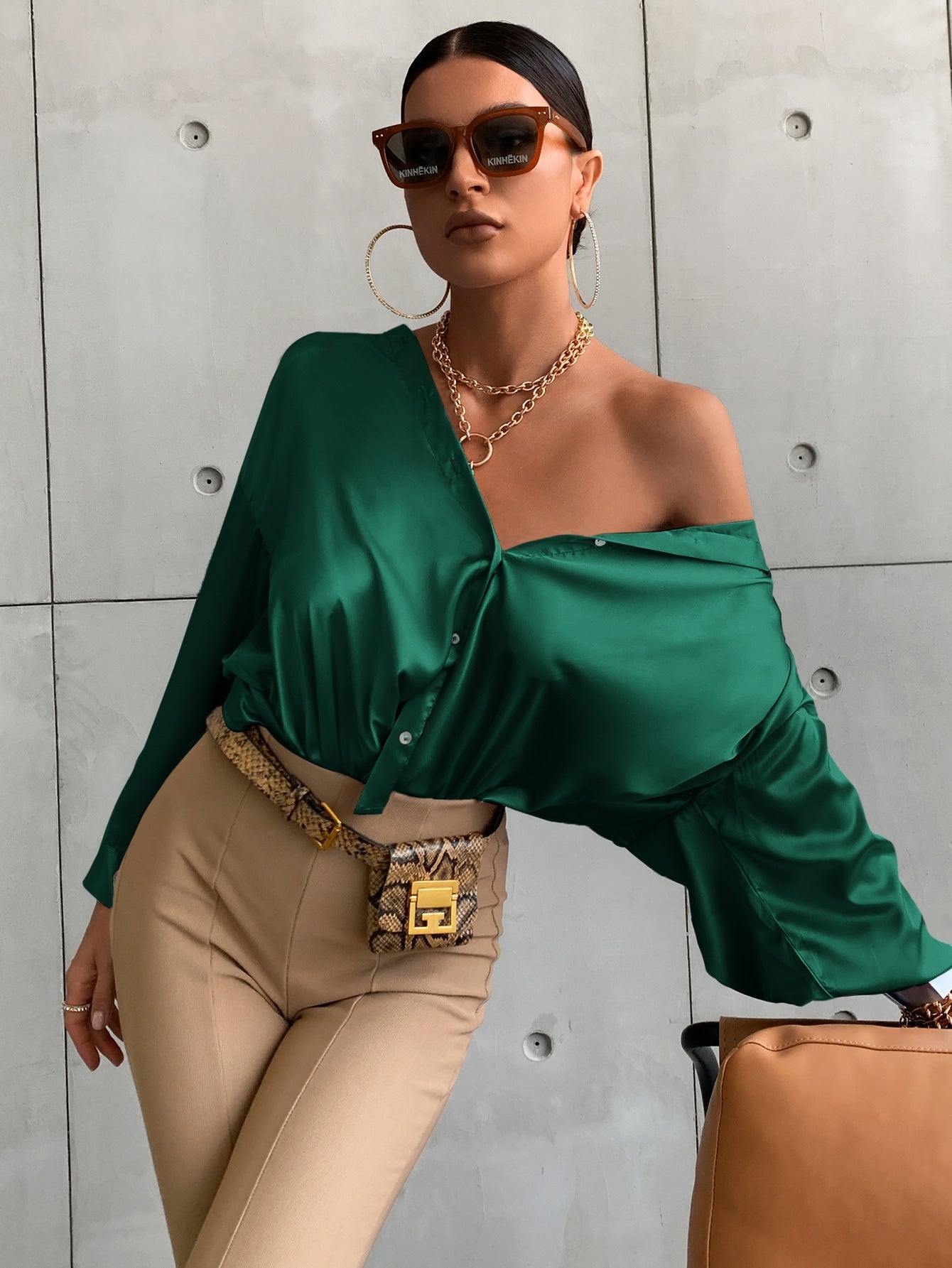 Shirt mit Bischofärmeln, Knopf