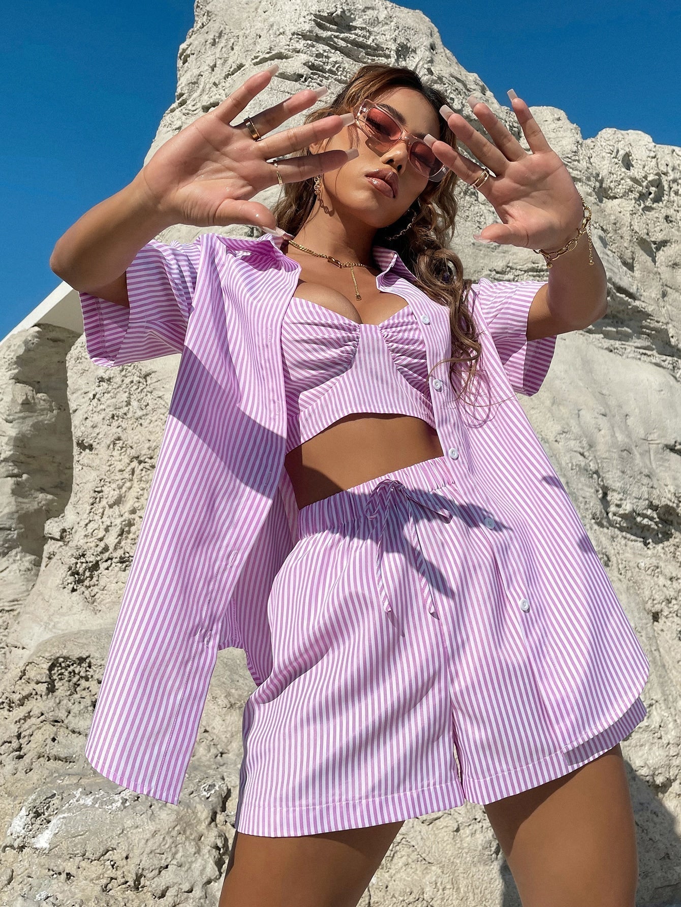 3 Stücke Cami Top mit Streifen Muster & Shorts mit Knoten vorn & Bluse