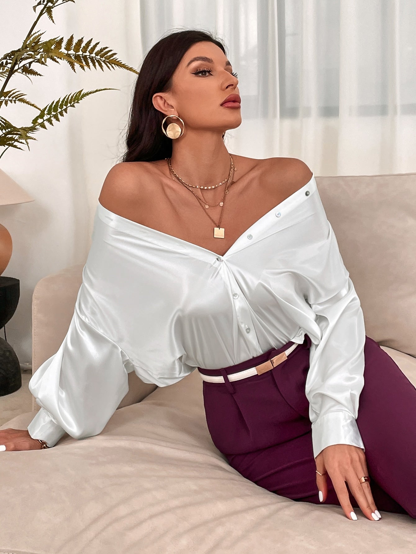 Shirt mit Bischofärmeln, Knopf