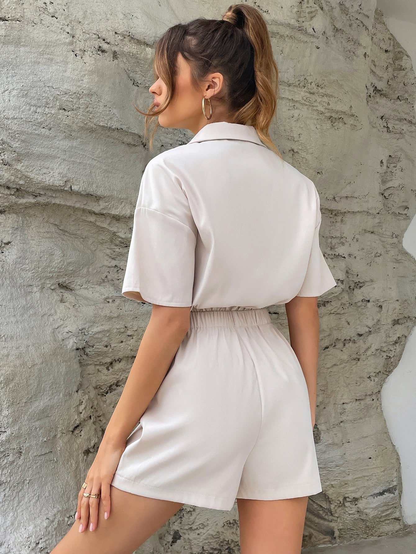 Shirt Romper mit Knopf vorne, Tasche Flicken