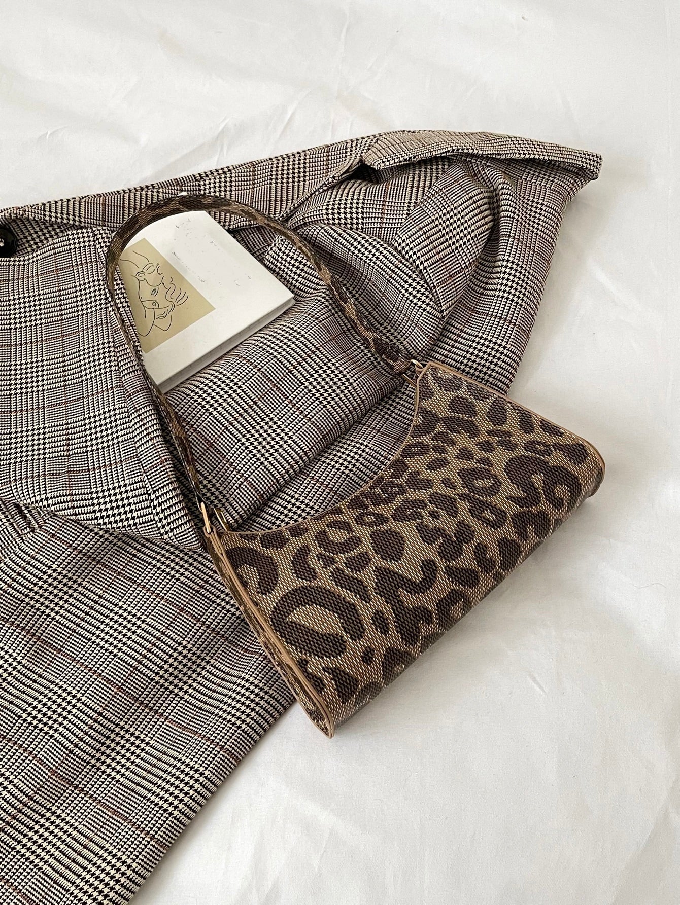 Baguette Tasche mit Leopard Muster