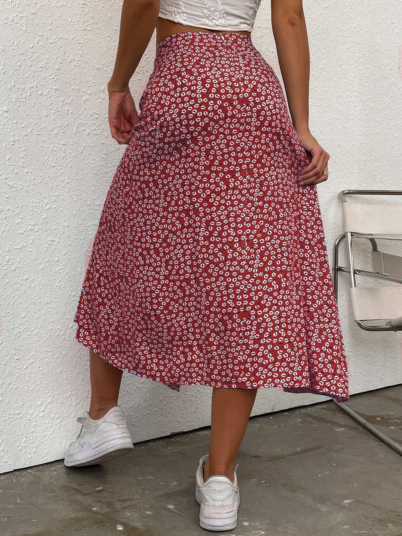 Rock mit Blümchen Muster, Schlitz (50% RABATT)