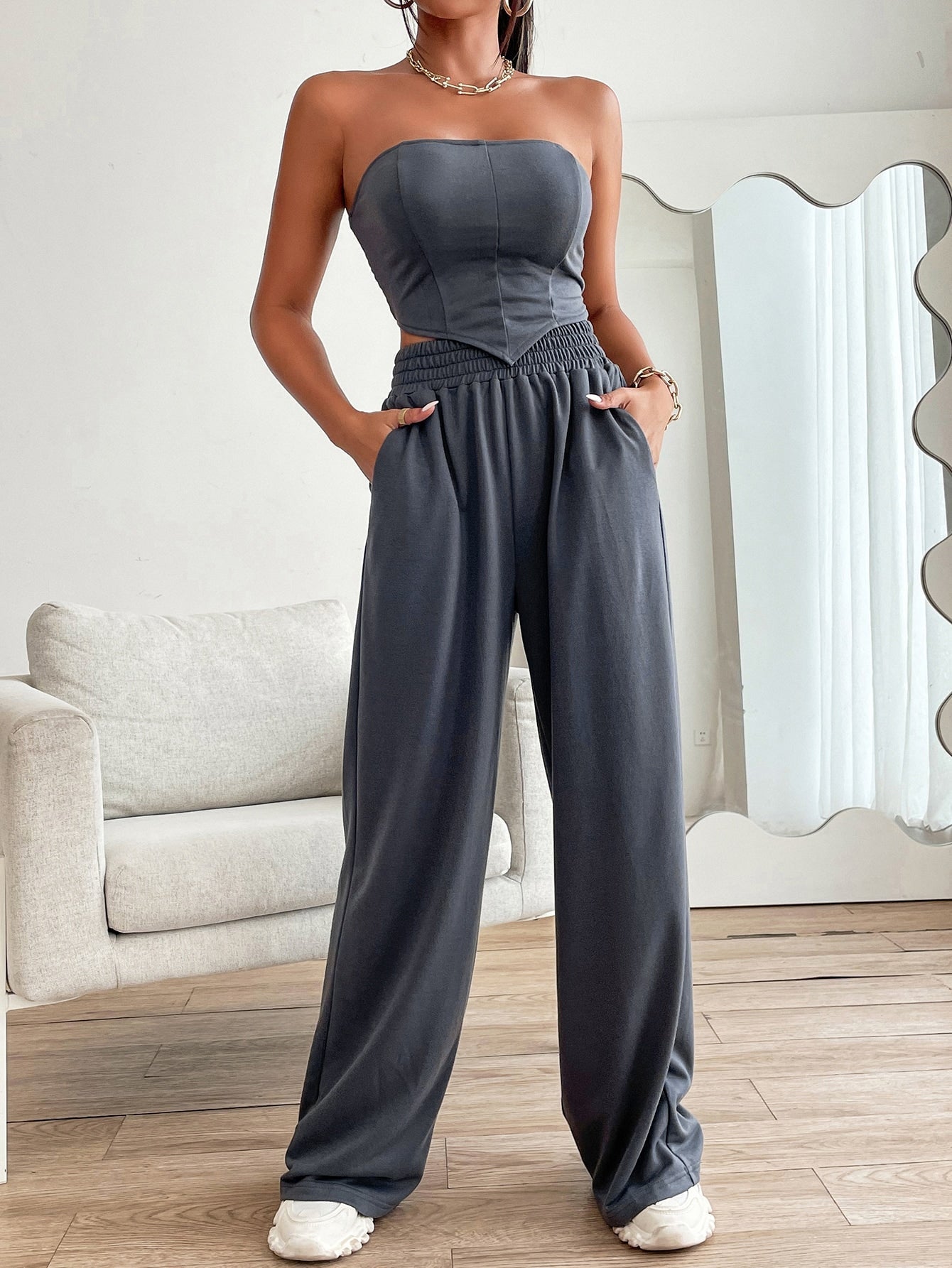 Crop Tube Top mit geraffter Rückseite, Bandana Saum & Hose