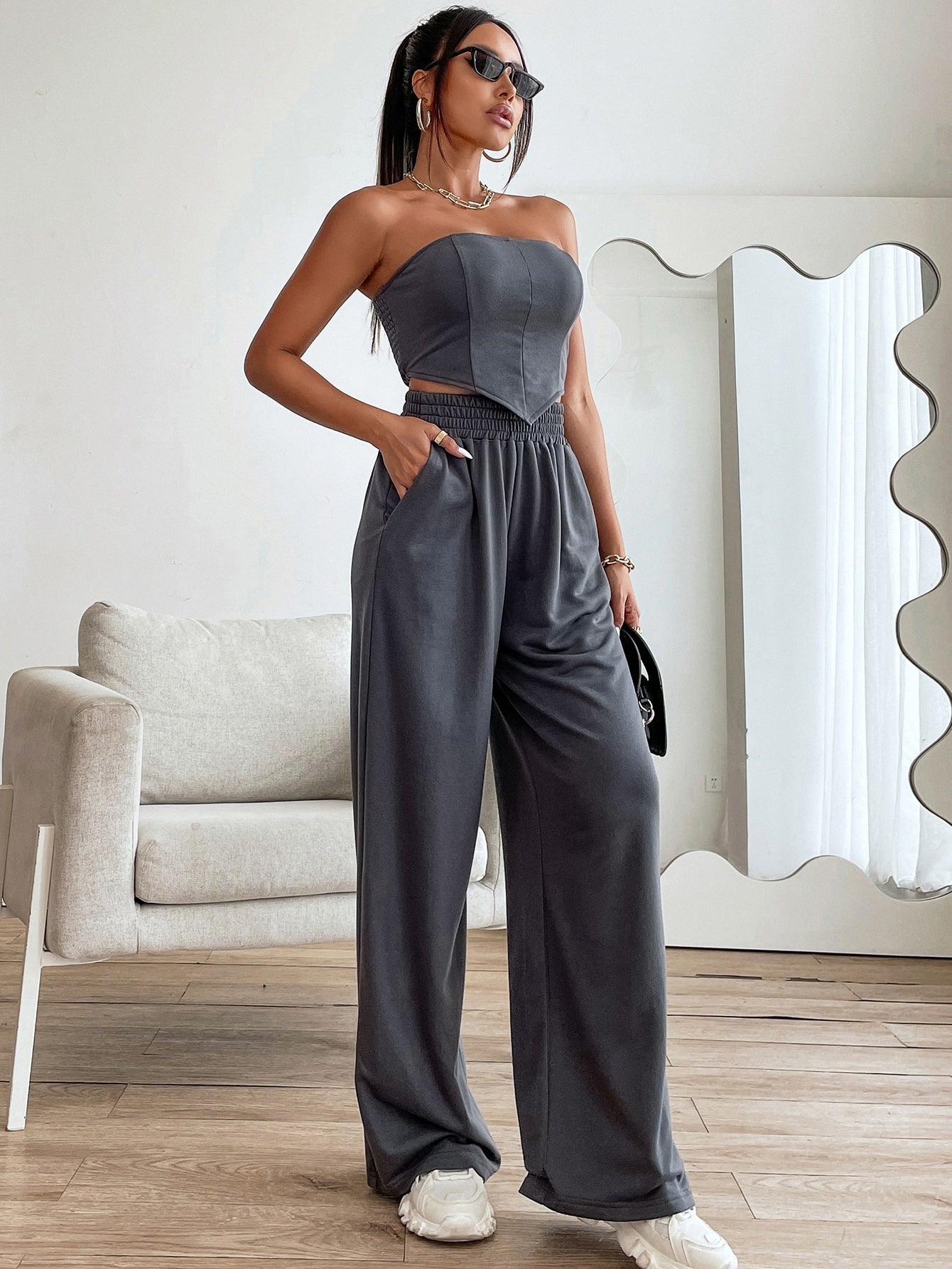 Crop Tube Top mit geraffter Rückseite, Bandana Saum & Hose