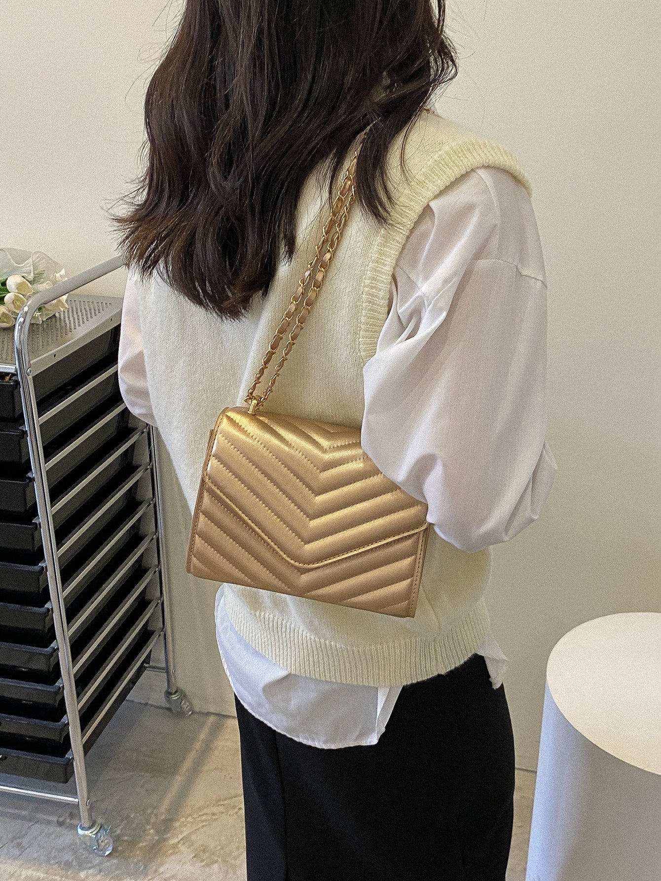 Quadratische Tasche mit Chevron Druckknopf