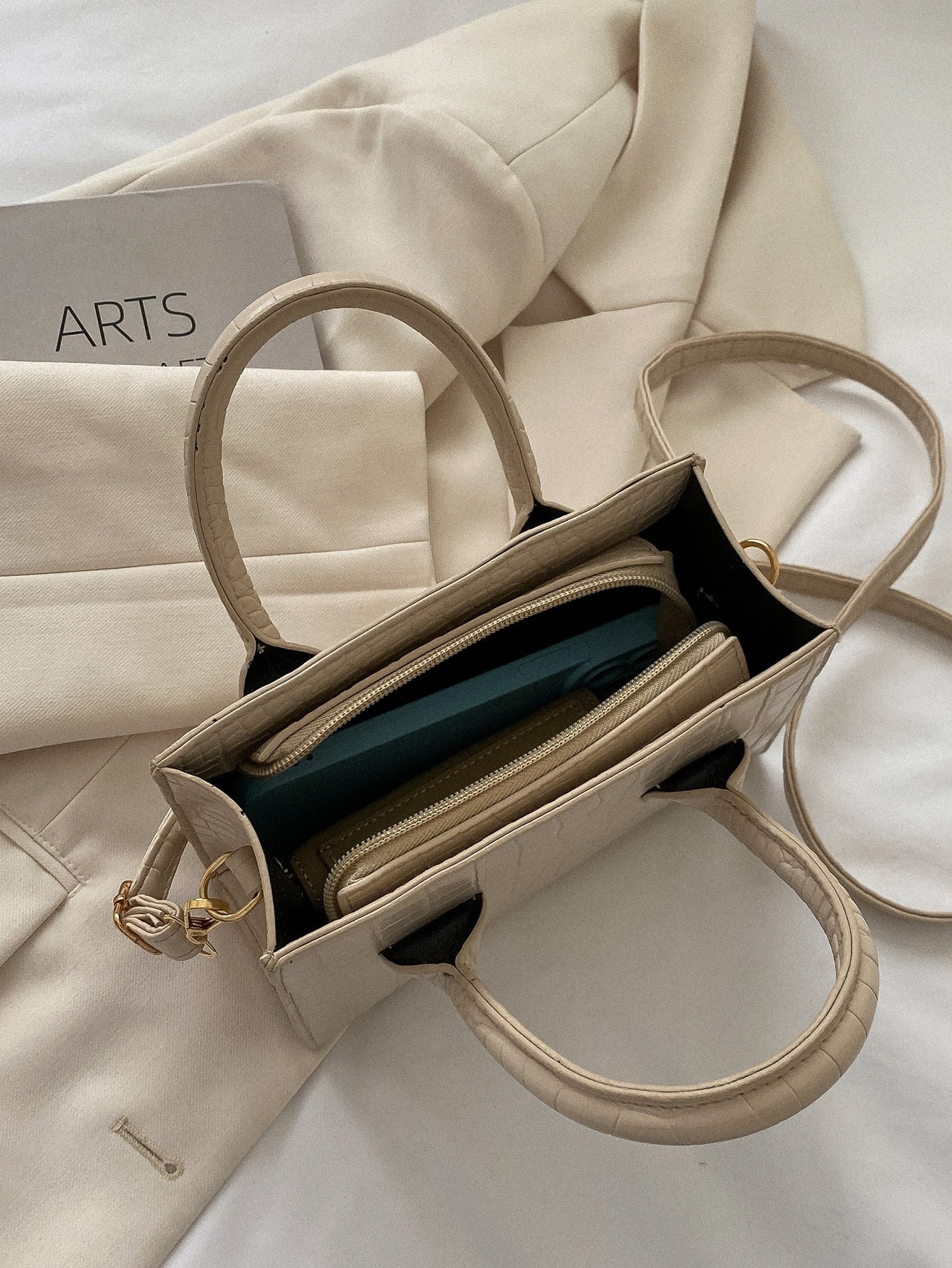 Quadratische Tasche mit Krokodil Prägung, Doppelgriff