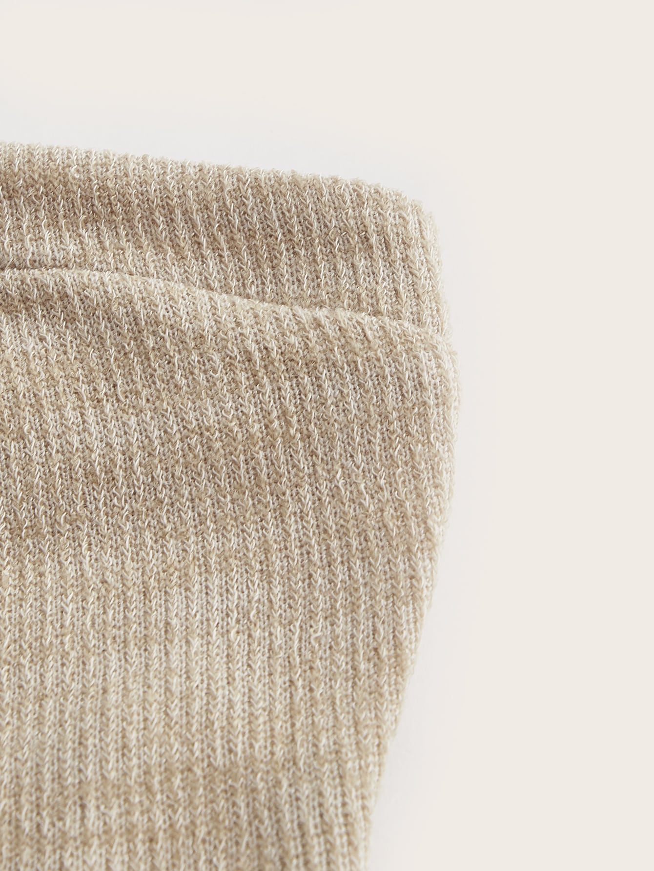 TRENDING Crop Tube Top & Hose mit weiten Beinen