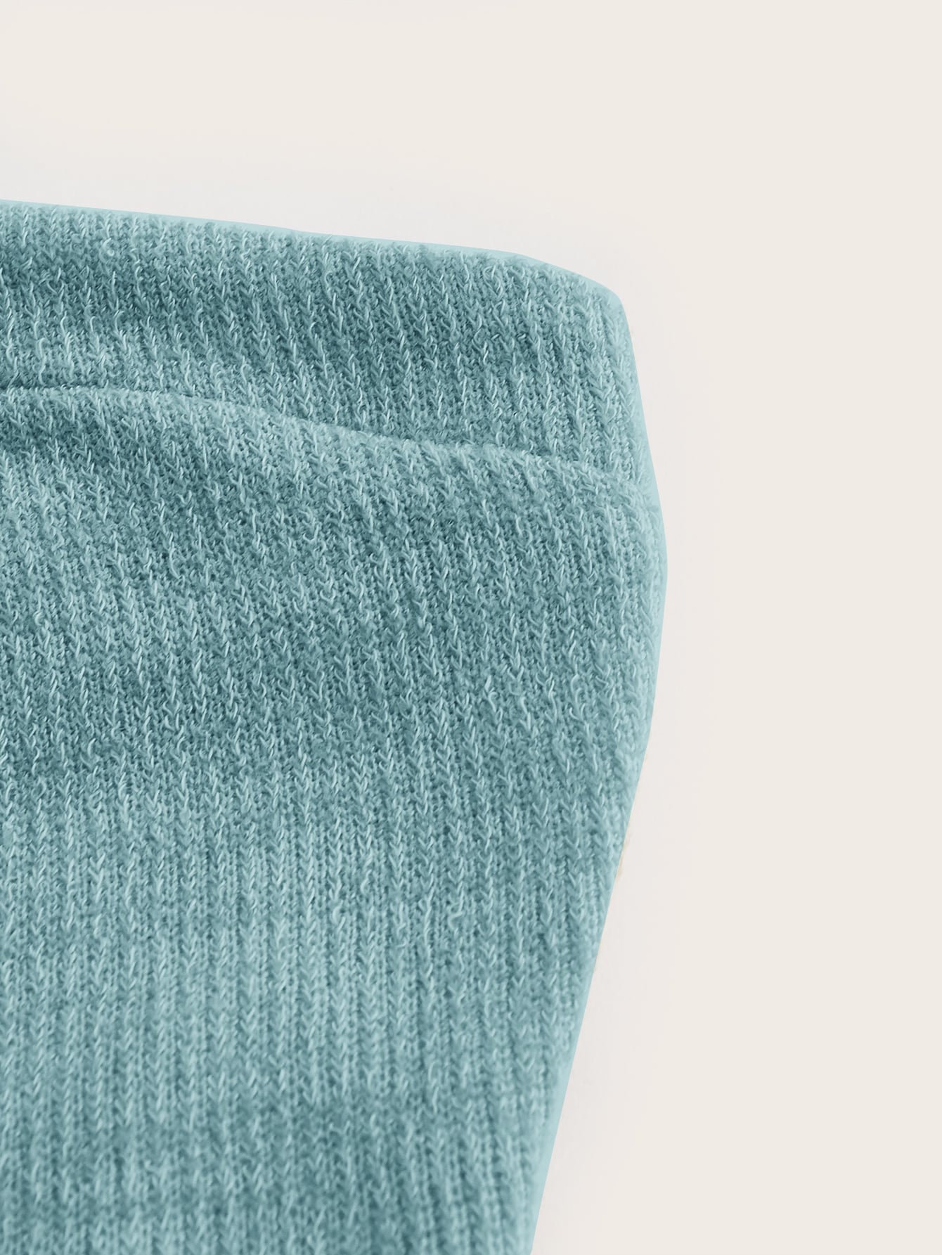 TRENDING Crop Tube Top & Hose mit weiten Beinen