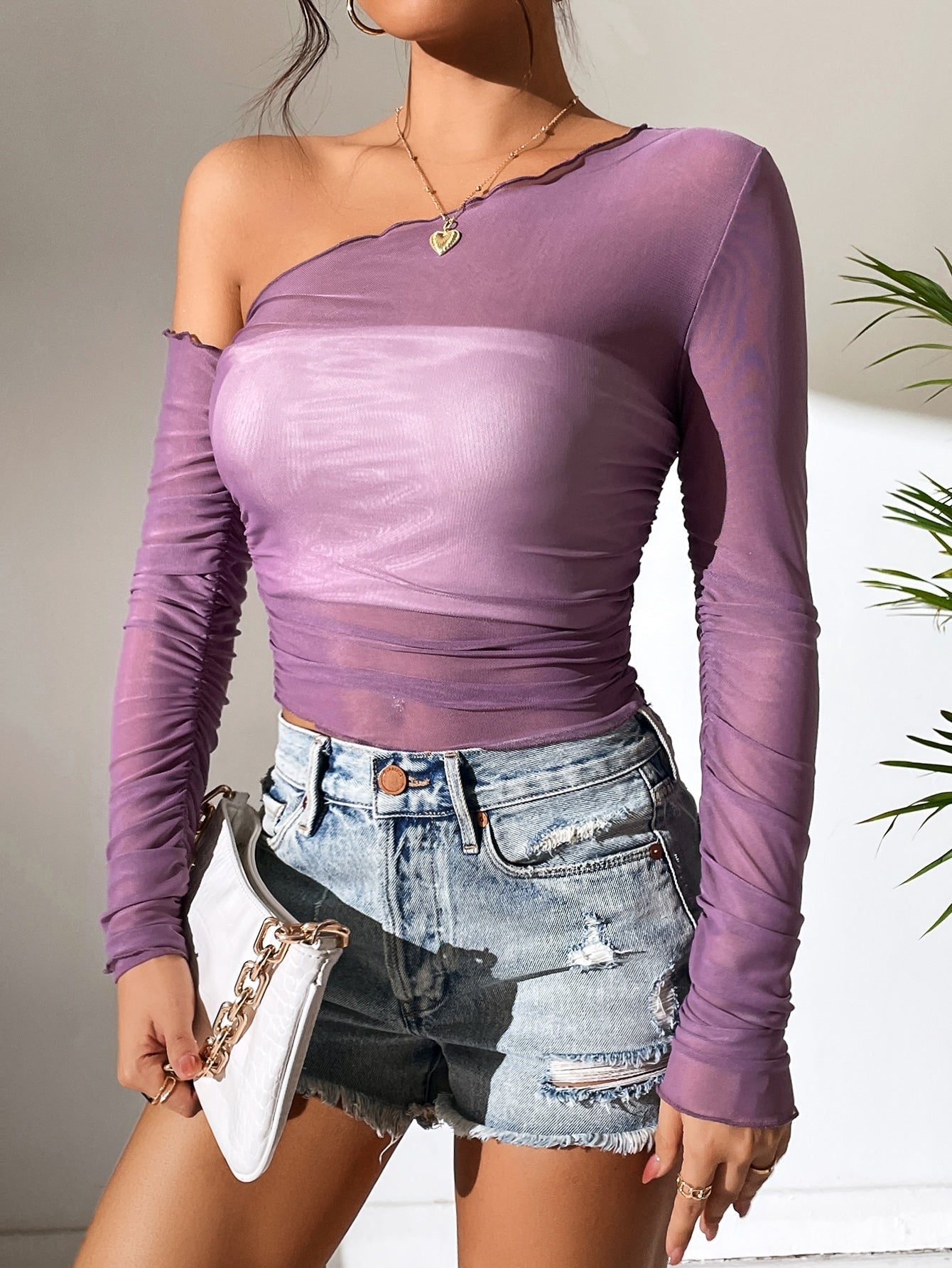 Top mit asymmetrischem Kragen, transparentem Netz, ohne BH