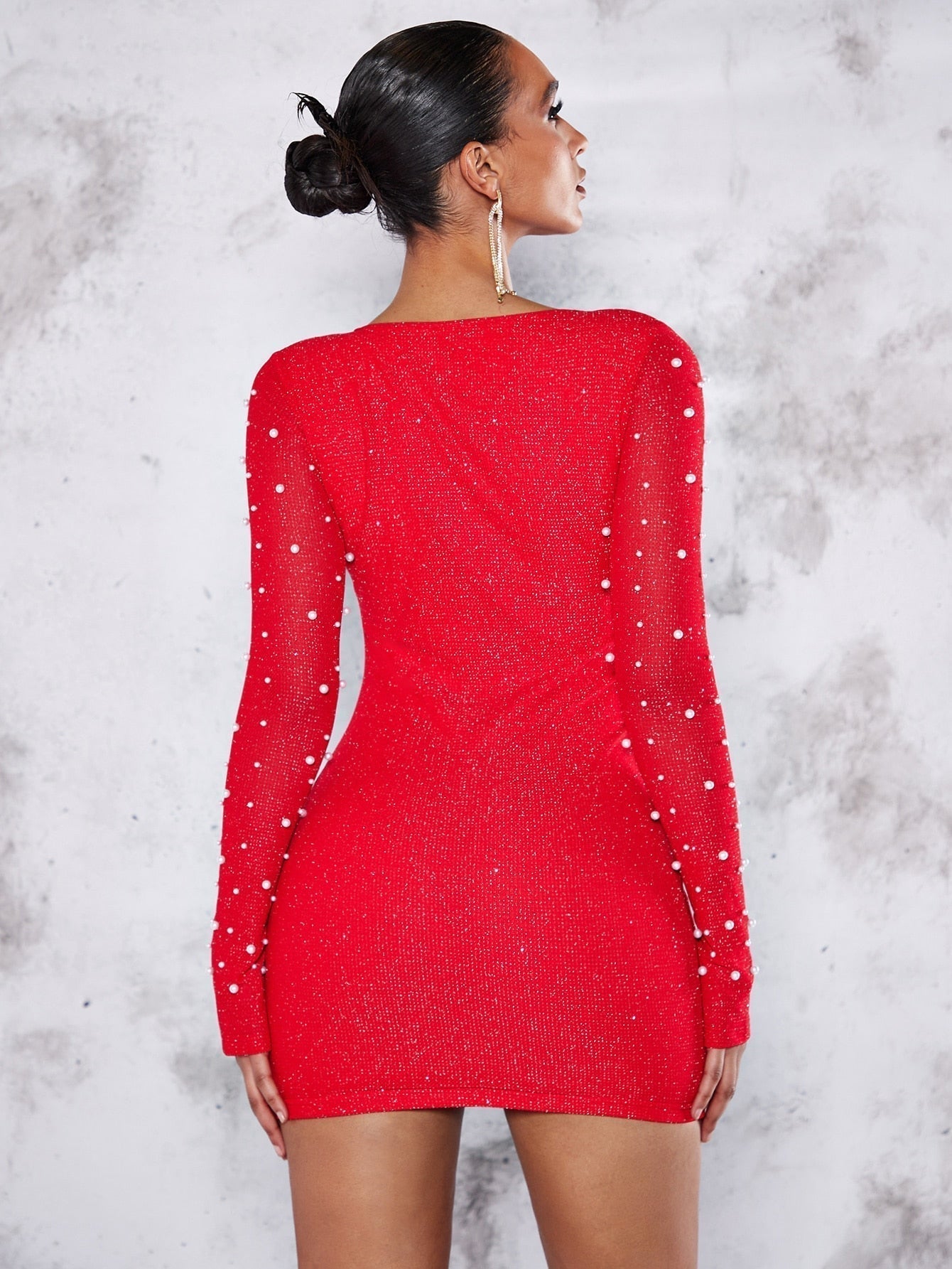 BAE Figurbetontes Kleid mit Perle Ausschnitt, drapierter Vorderseite, Schlitz auf Manschette