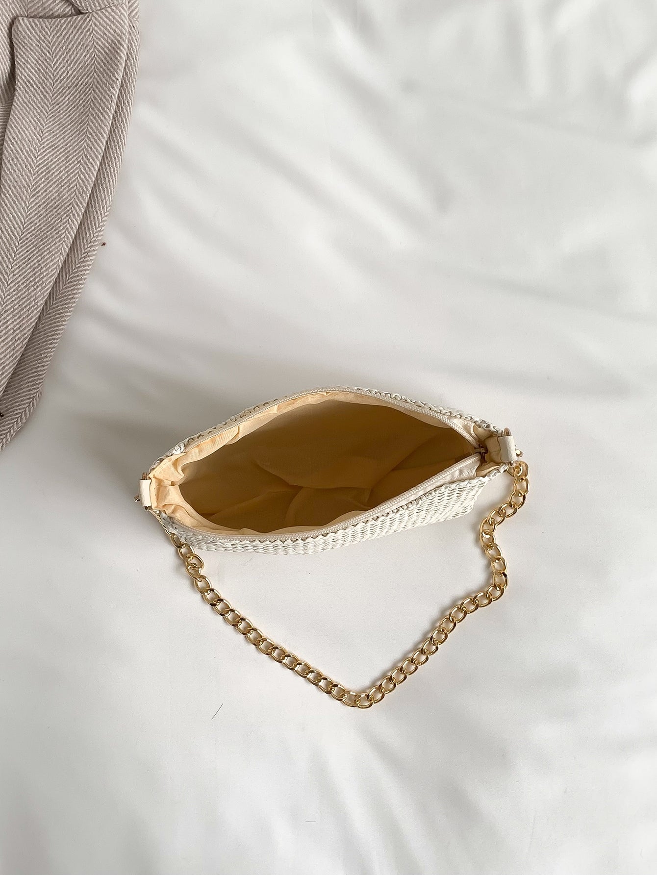 Strohtasche mit Mini Kette