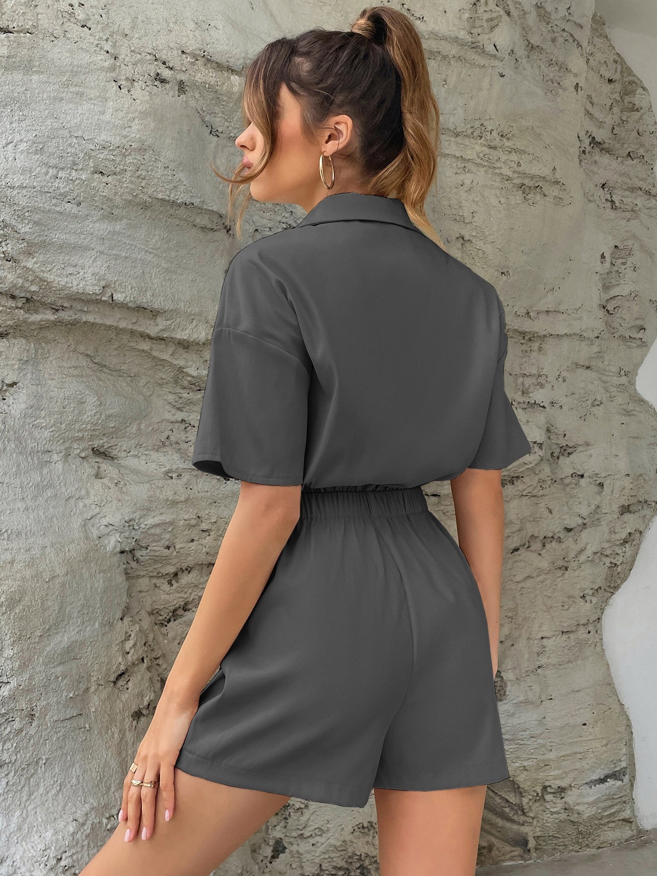 Shirt Romper mit Knopf vorne, Tasche Flicken