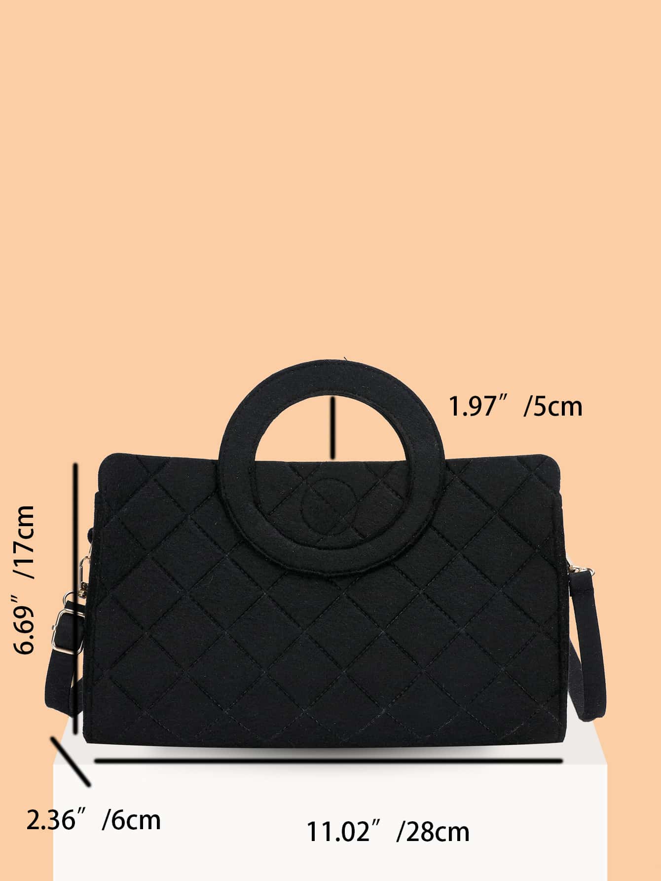 Quadratische Tasche mit metallisch Krokodil Prägung, Ring oben