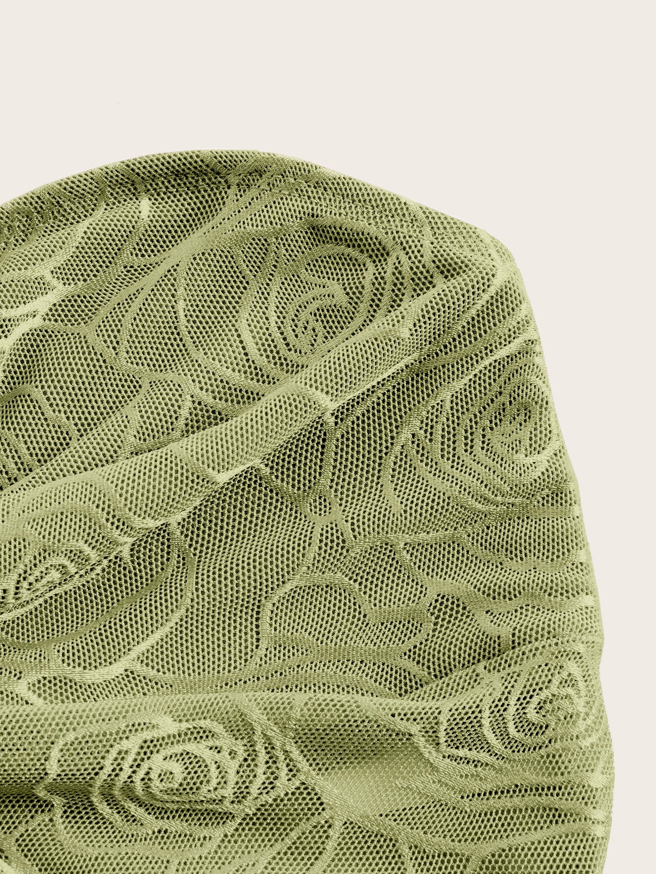 Tube Top mit Twist vorne, asymmetrischem Saum,