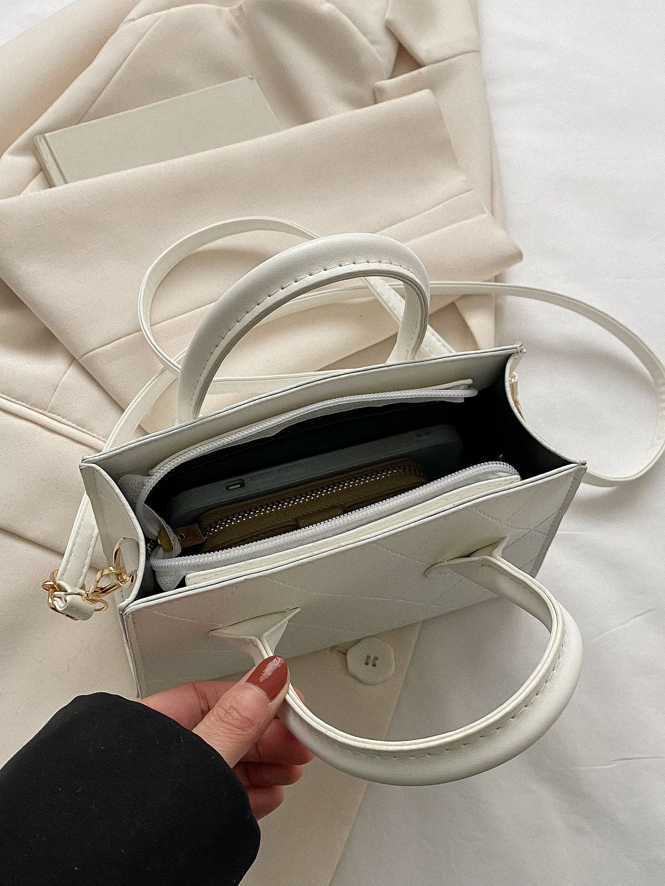 Quadratische Tasche mit Krokodil Prägung, Doppelgriff