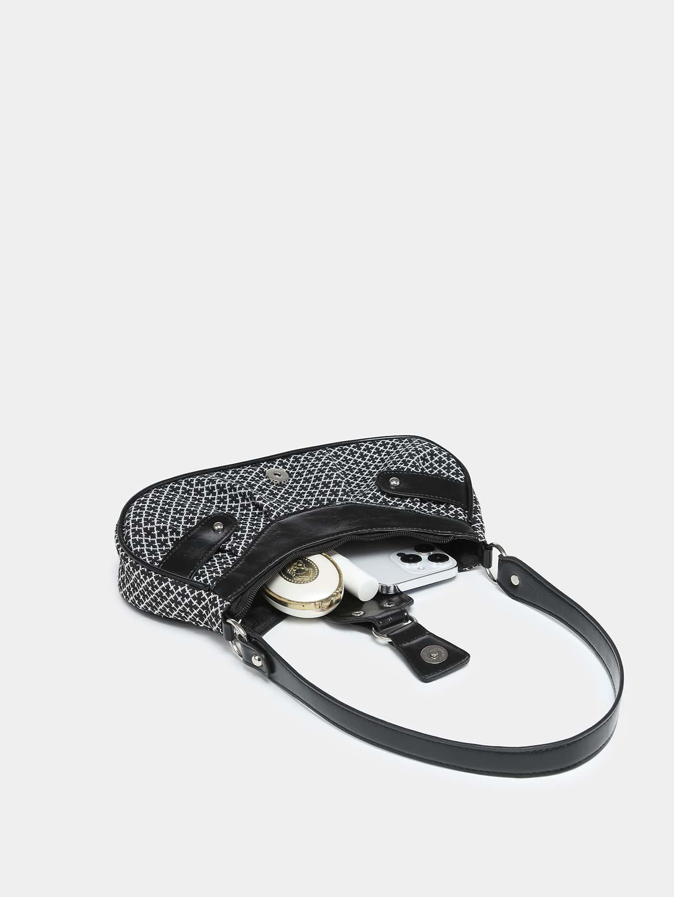 Geraffte Tasche mit Nieten Dekor