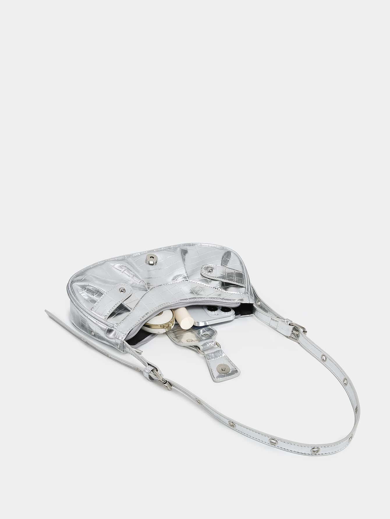 Geraffte Tasche mit Nieten Dekor