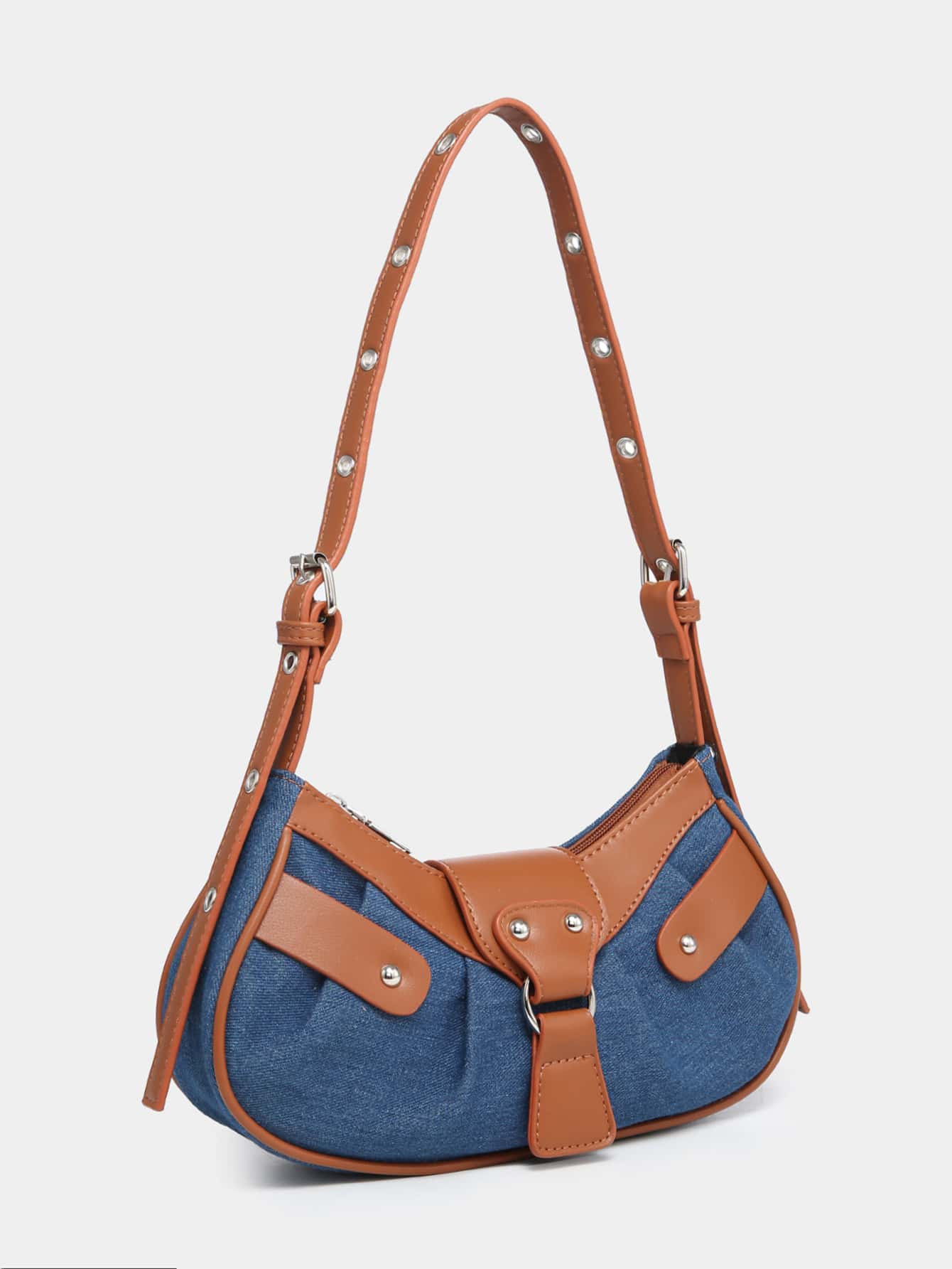 Geraffte Tasche mit Nieten Dekor