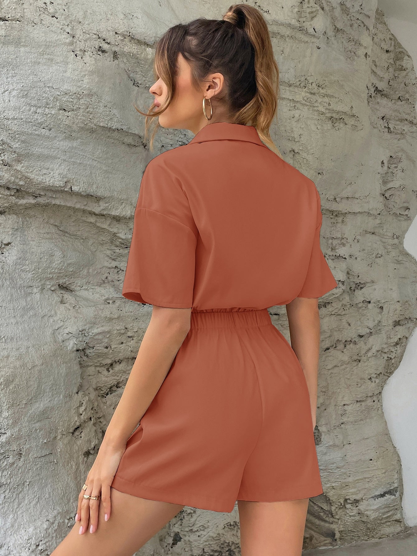 Shirt Romper mit Knopf vorne, Tasche Flicken