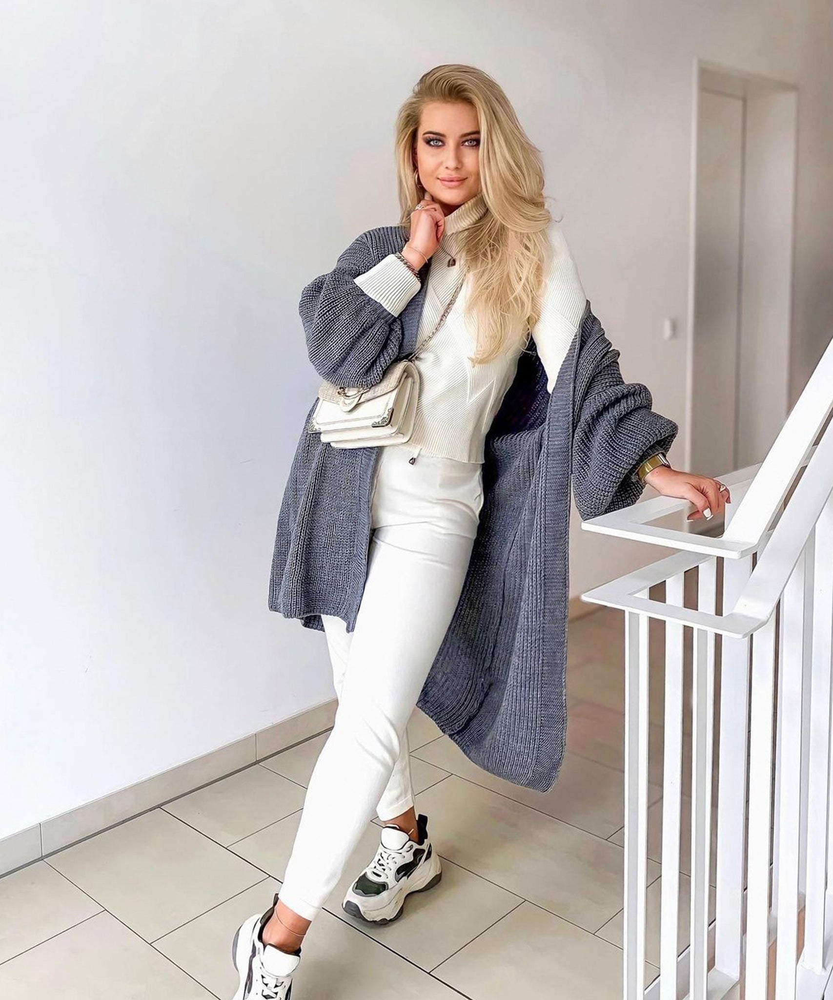 Cardigan Leilani Kurz Dunkelgrau