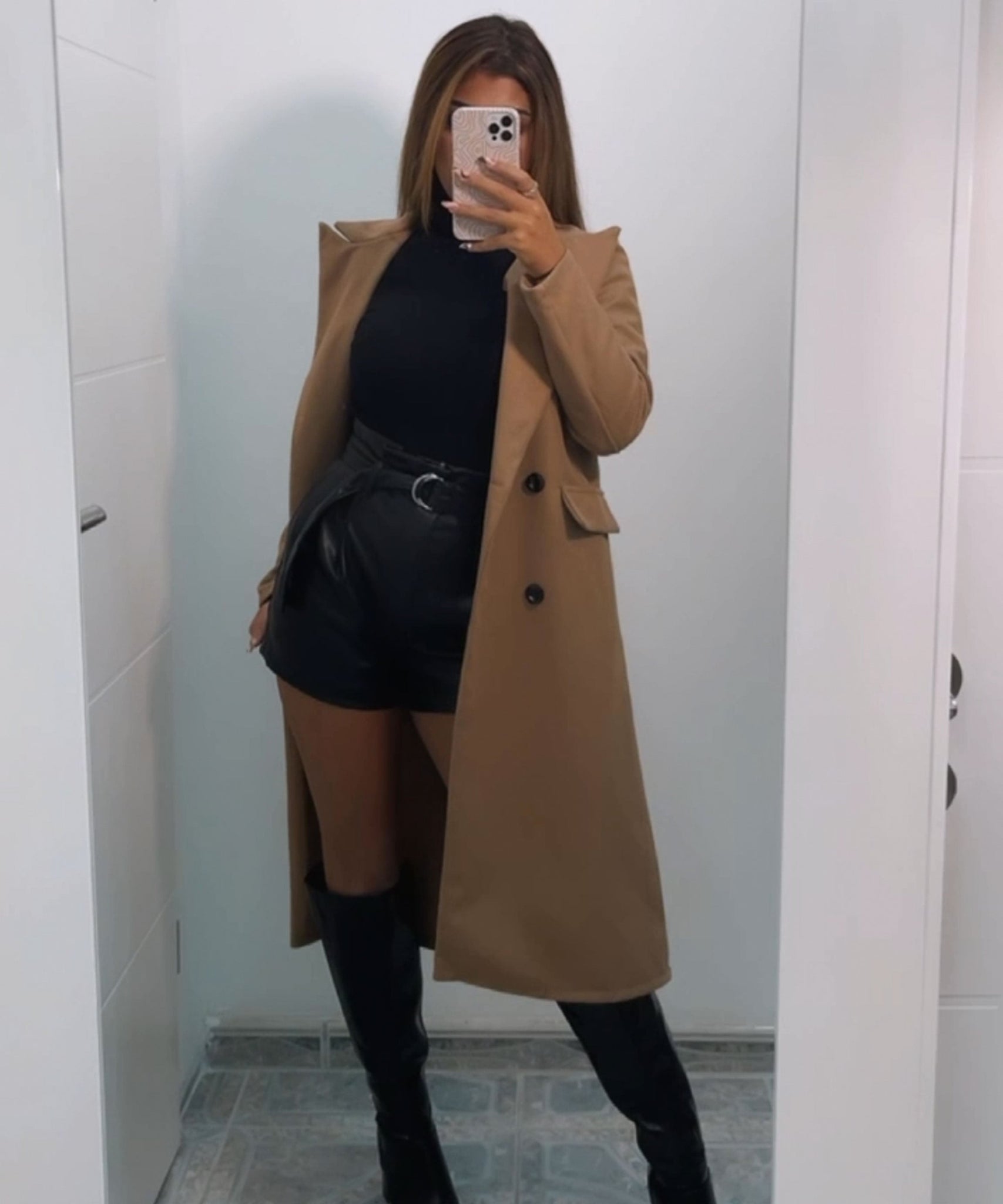 Mantel Juniper Camel