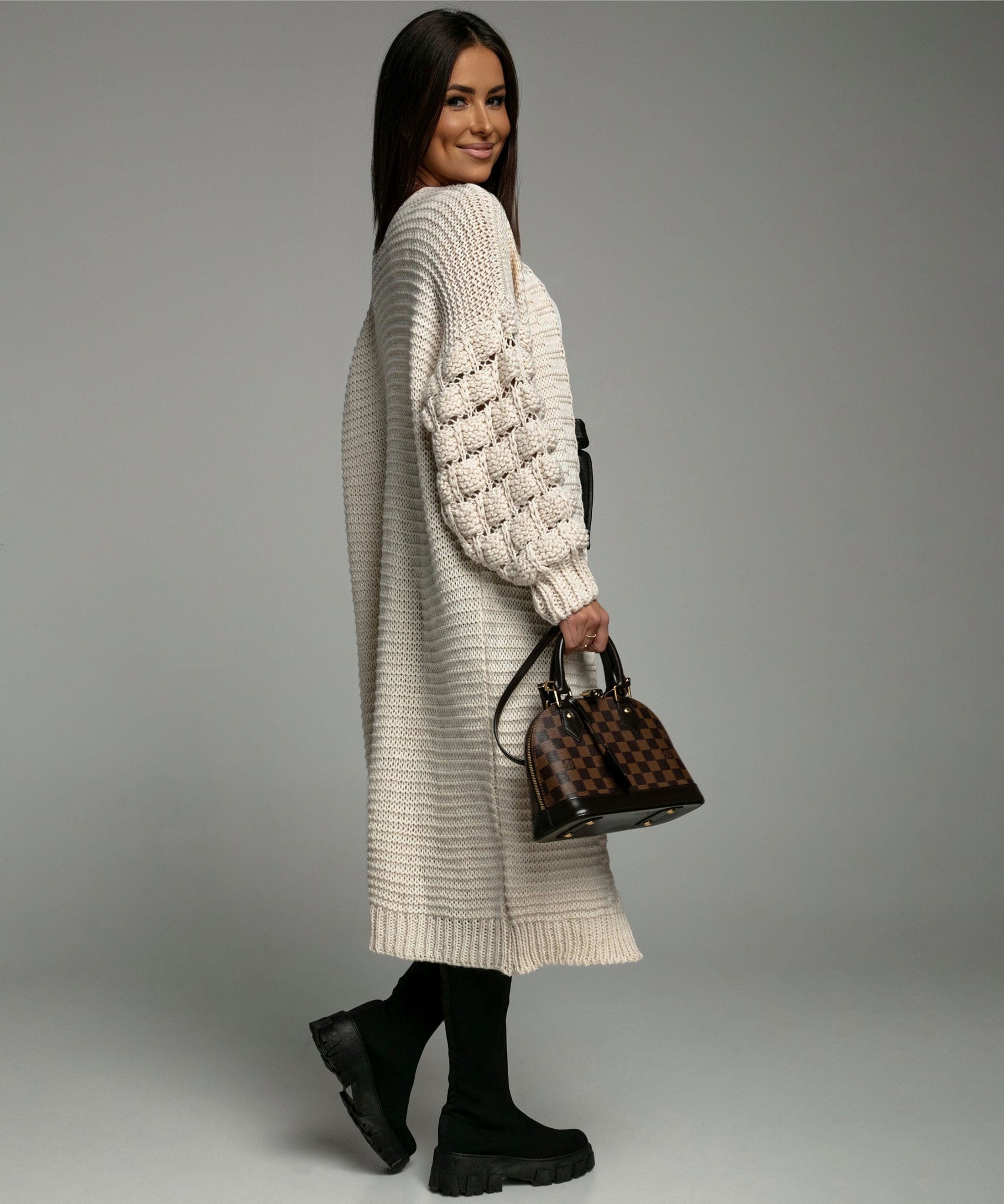 Strickjacke Cloudy Lang Beige