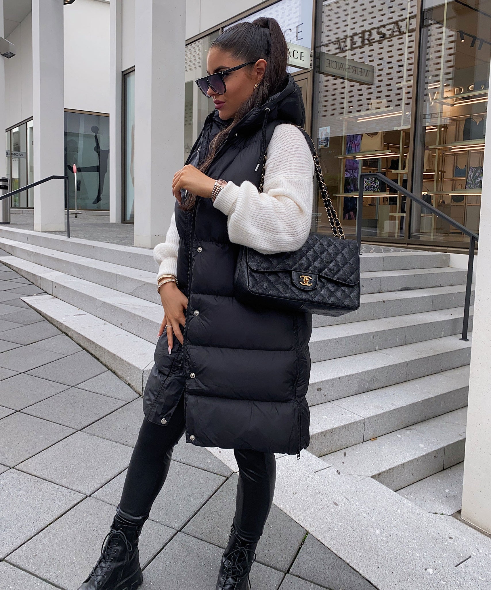 Weste Megan Lang Schwarz