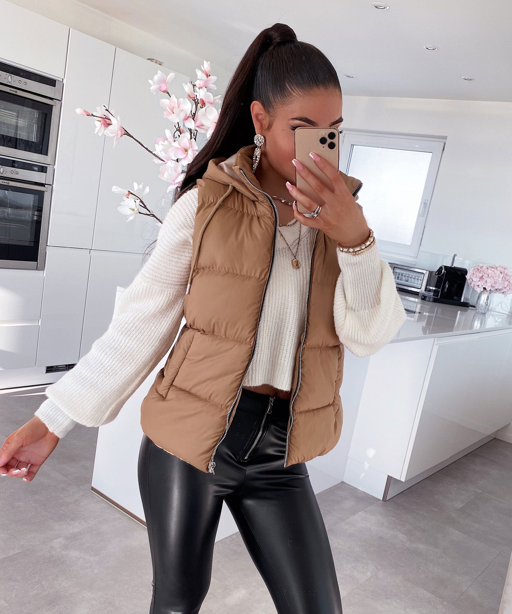 Weste Megan Kurz Camel